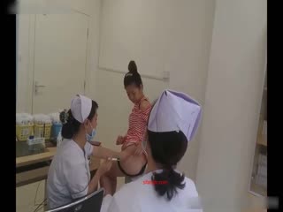 居然还有穿丁字裤扎屁针的广州市中西医结合医院扎针事件冒充医护潜入治疗室偷拍各路美女打针