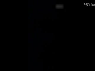 【不看后悔】牛逼大神潜入大学女宿舍偷拍被发现吓得妹子惊叫